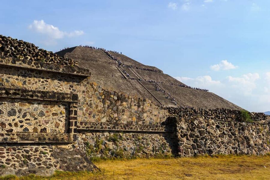 Teotihuacan Pyramids: Guided Tour with Entry Ticket Included - Temple of Quetzalcoatl: Myths and Facts in One Stop