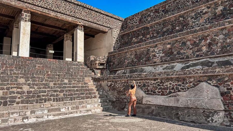 Teotihuacan Pyramids: Skip-the-Line Entry Ticket - Skip-the-line access that gets you moving fast