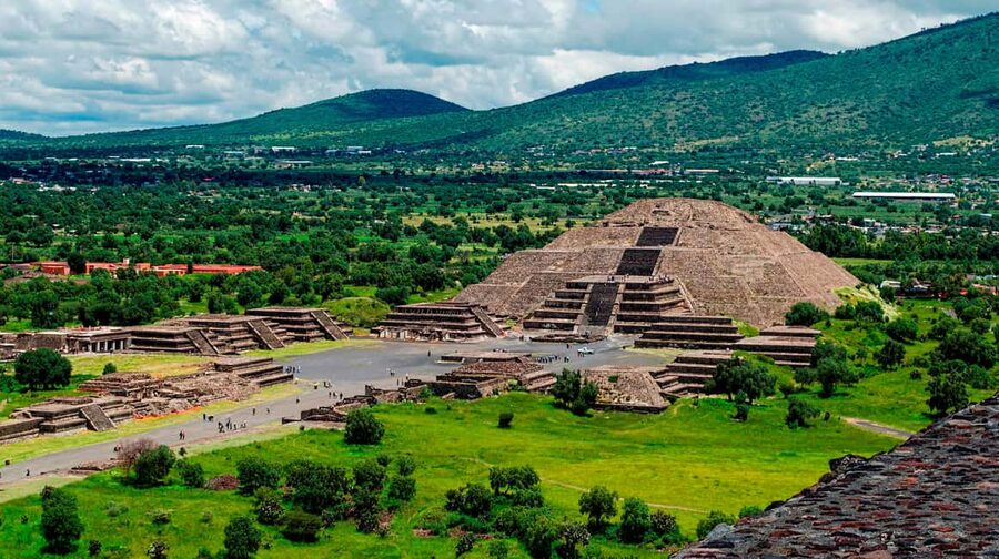 Teotihuacan Pyramids: Skip-the-Line Entry Ticket - Your self-guided day at Teotihuacan (8 am to 5 pm)
