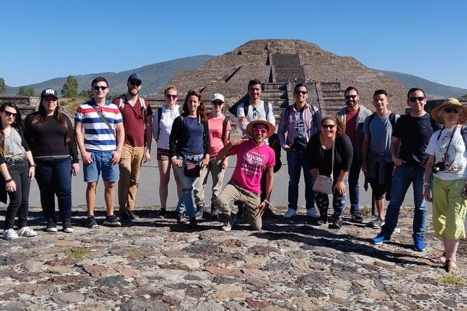 Teotihuacan Pyramids Tour, small group in Van, from Mexico City - Stop 1: Palacio de Bellas Artes sets the tone before the ruins