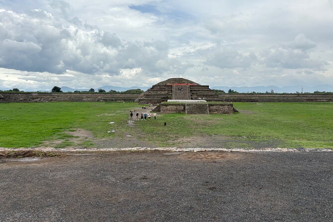 Teotihuacan Pyramids VIP Tour without Commercial Stops - The pyramids you will actually see: Sun, Moon, and Quetzalcoatl focus