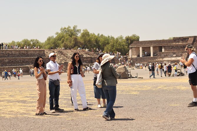 Teotihuacan Pyramids with Cave Visit and CDMX Transportation - Huehueteotl restaurant stop: convenient, but lunch is on you