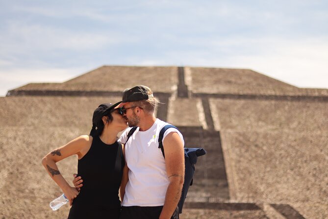 Teotihuacan Pyramids with Cave Visit and CDMX Transportation - Best way to use this day: what to do before and during