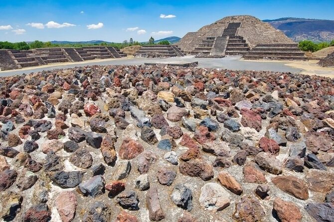 Teotihuacan, Shrine of Guadalupe & Tlatelolco - Who should book this Teotihuacan, Tlatelolco, Guadalupe combo