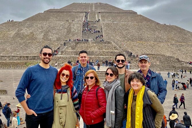 Teotihuacan with a Local - Calzada de los Muertos: murals and walking time