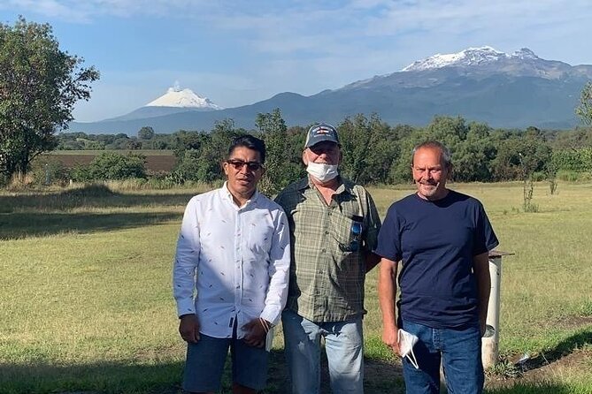 The Best Private Tour: Cholula and Puebla - Puebla’s Palafoxiana Library and Cuexcomate: old books, small volcano
