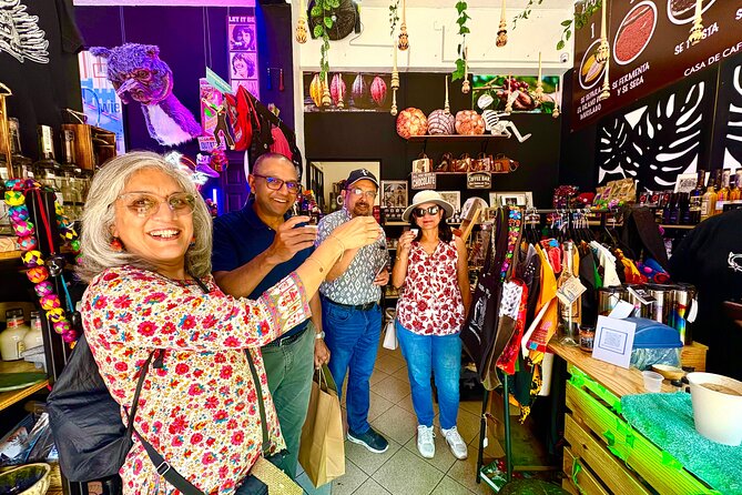 the bohemian neighbourhood of Coyoacan - Meeting point and the flow of a 4-hour tour