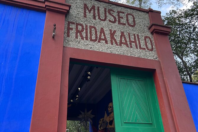 Ticket Museum Frida Kahlo and tasting in Coyoacan Market - Price and what you are really paying for