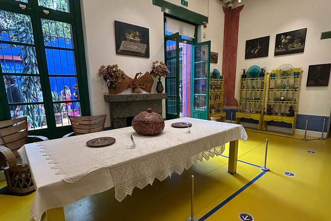 Ticket Museum Frida Kahlo and tasting in Coyoacan Market - Stop 2: Casa de Cultura Jesús Reyes Heroles and a Coyoacán walk