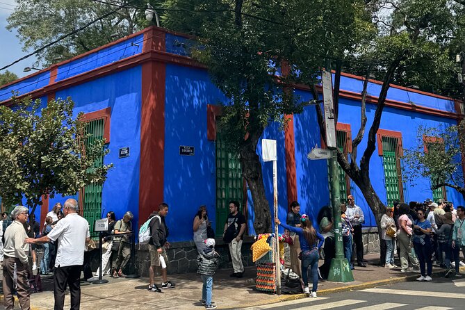 Ticket to the Frida Kahlo Museum - Price and value: $38.72 and the question of markup