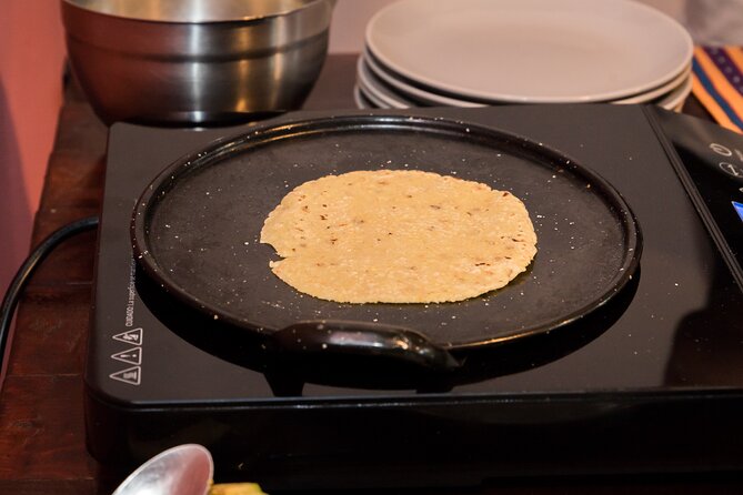 Tortilla Class and Workshop in Mexico - The 1 hour 30 minutes flow, from lecture to quesadilla