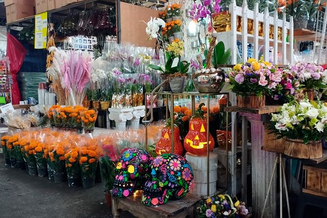 Tortilla Crawl: Food Tour in Mexico City - Mercado de Jamaica: Flower Market Energy Plus Tortilla Stops