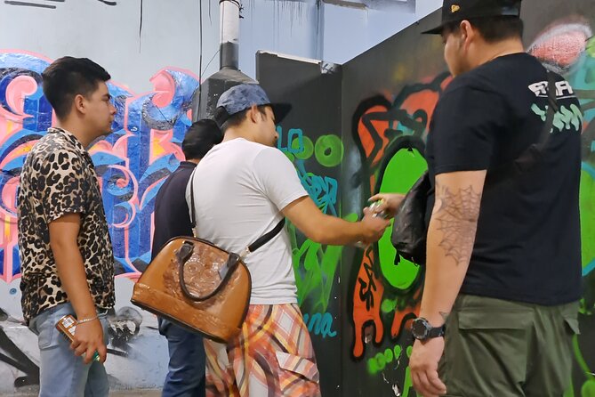 Tour Evolution of Muralism paints your Grafiti - Stop 3: Ex Fábrica MX, graffiti art in a repurposed flour factory