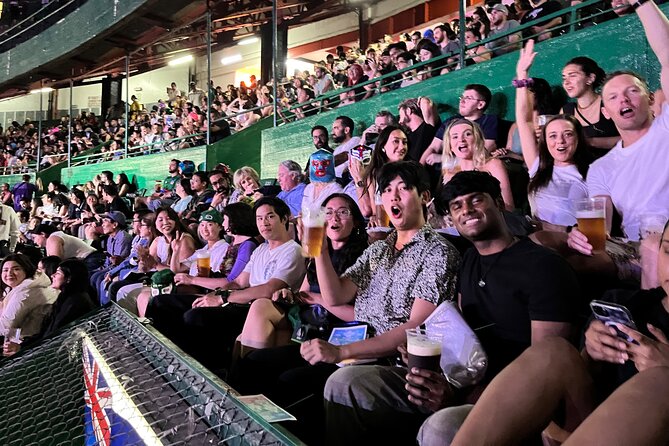 Tour Lucha Libre ,Tacos, Tequila and Mezcal in Mexico City - The guides and group vibe: why this feels better than going solo