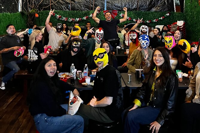 Tour Lucha Libre ,Tacos, Tequila and Mezcal in Mexico City - Stop 1 at Taqueria Mendoza in Doctores: tacos first, then tequila or mezcal