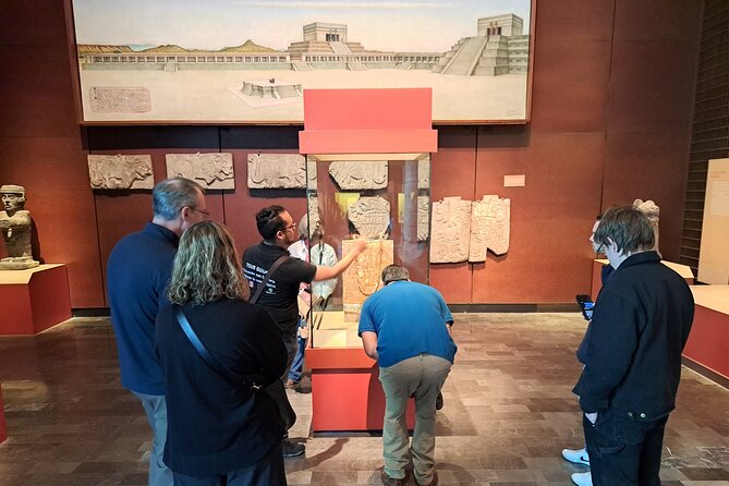 Tour Museum of Anthropology a trip to the past-Small groups - Your 3-hour route inside: from anchors to big ideas