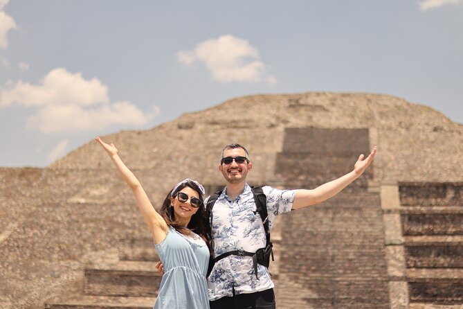 Tour to Teotihuacan, Basilica of Guadalupe and Tlatelolco - Basilica de Santa Maria de Guadalupe: guided visit with ticket included