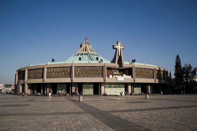 Tour to the Pyramids of Teotihuacán and Basilica of Guadalupe - Teotihuacán: using 2 hours wisely at the Pyramid of the Sun zone