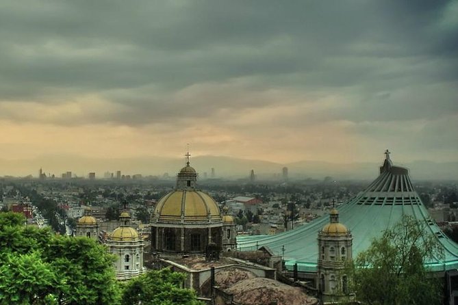 Tour to the Pyramids of Teotihuacán and Basilica of Guadalupe - Plaza de las Tres Culturas: why this 30-minute stop matters