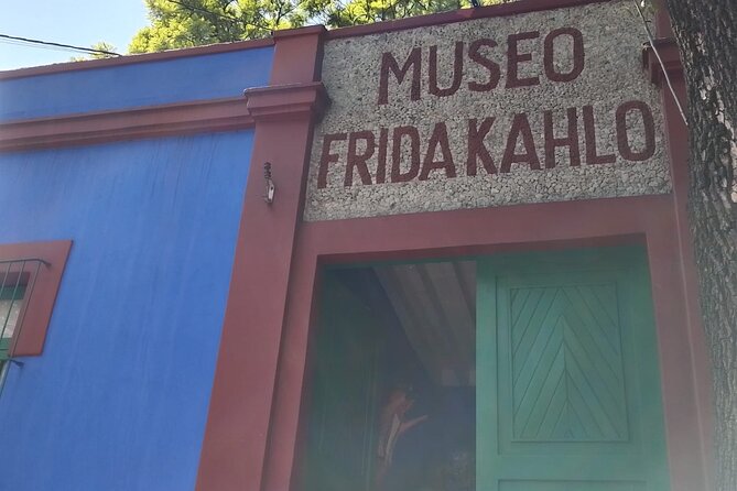 Tour to Xochimilco and Coyoacan and Frida Khalo - Should You Book This $62.69 Combo Tour?