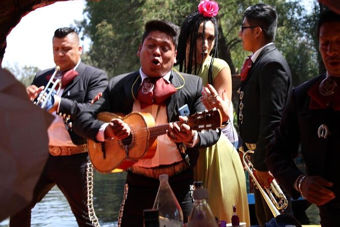 Trajinera ride in Xochimilco - Tr a jinera in Xochimilco, the kind of Mexico City day that feels like a break