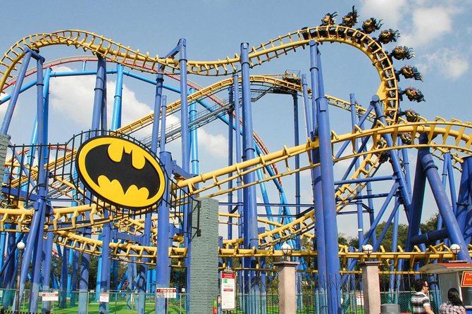 Transportation and access to Six Flags amusement park - One Park Stop, Seven Hours of Six Flags Mexico