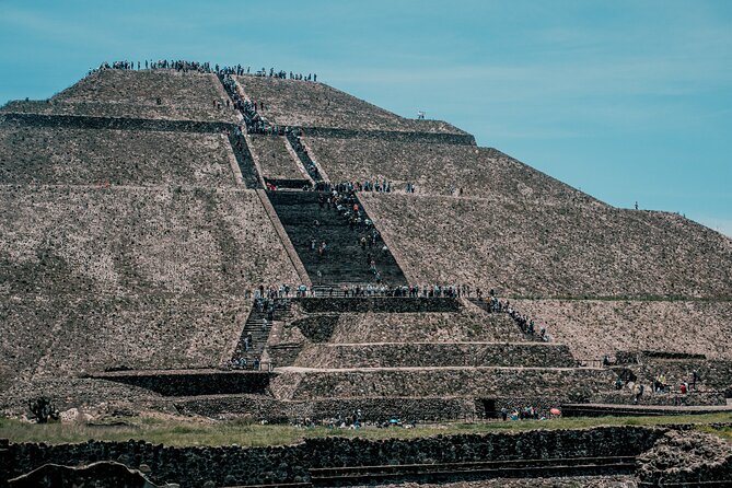 VIP Teotihuacan & Guadalupe Shrine Tour: A Journey Through Time - Lunch time: flexible, and that flexibility is useful