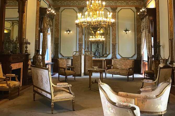 Visit the Imperial Castle in Chapultepec - Logistics you should plan for: start time, weather, and walking comfort
