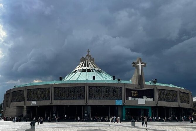 Visit To The Guadalupe Sanctuary From Mexico City - Where the guide’s touch makes a difference (real-world examples)