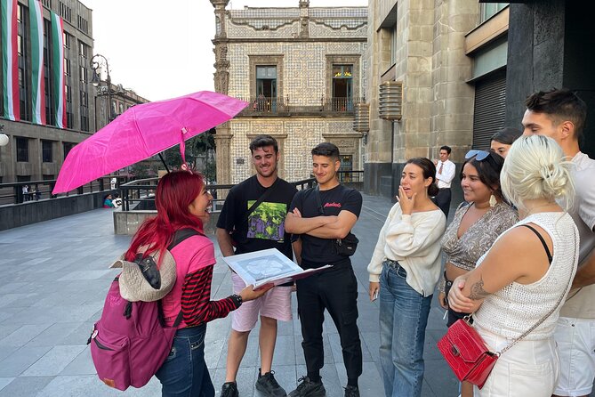 Walking Tour in Mexico City for Exploring their Cultural Heritage - The tile-covered palace stop: a small detour that pays off