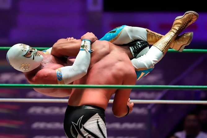 Wrestling show and a Mexican dinner - A 4-Hour Lucha Libre Night That Stays Practical