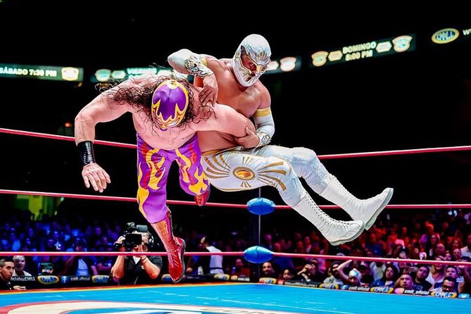 Wrestling + Tacos and Mezcal the best Experience - Price and value: $95.58 for tickets plus tacos and drinks