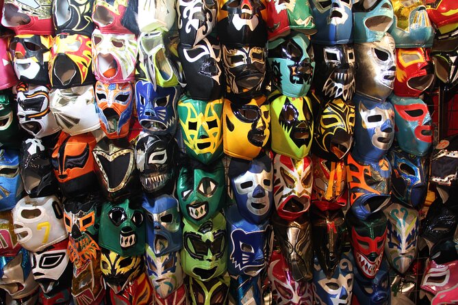 Wrestling with Mexican Dinner and Transportation - Arena Mexico and Rio Neva: what this night is really for
