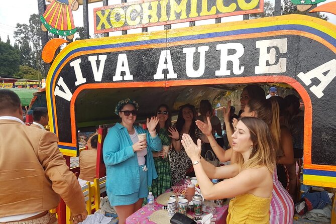 "Xochimilco: A Floating Mexican Fiesta" - Key things that make this tour work