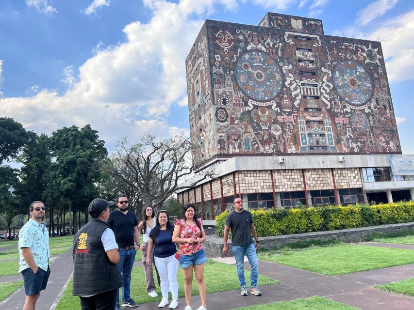 Xochimilco & Colonial Coyoacan Trip - Why Xochimilco and Colonial Coyoacán fit together so well