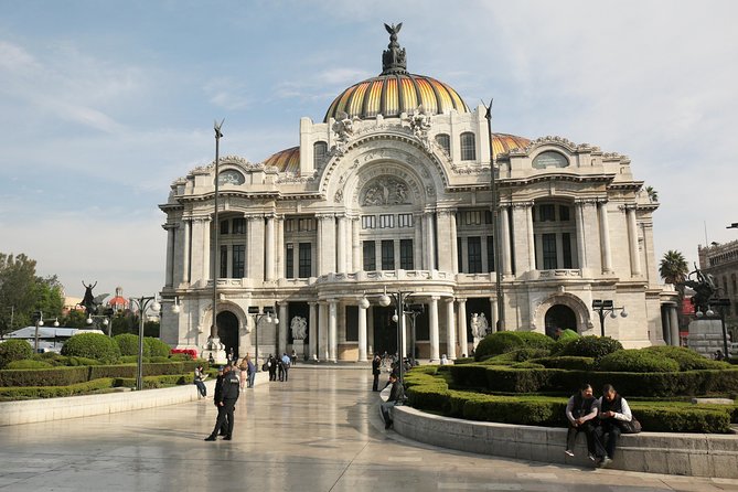 Xochimilco, Coyoacan and Frida Kahlo with Optional Lunch - Price and logistics: what $34.25 really covers