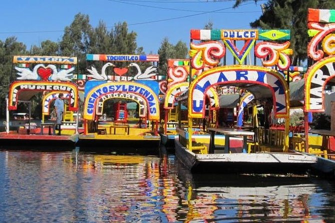 Xochimilco - Coyoacan Tour - San Angel: the quick hit of old Mexico City