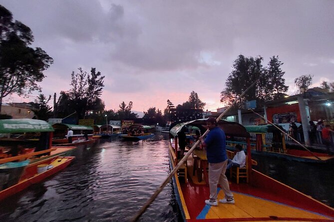 Xochimilco Floating Gardens and Coyoacan Private Tour - Floating Gardens of Xochimilco: The Private Traginera Sail