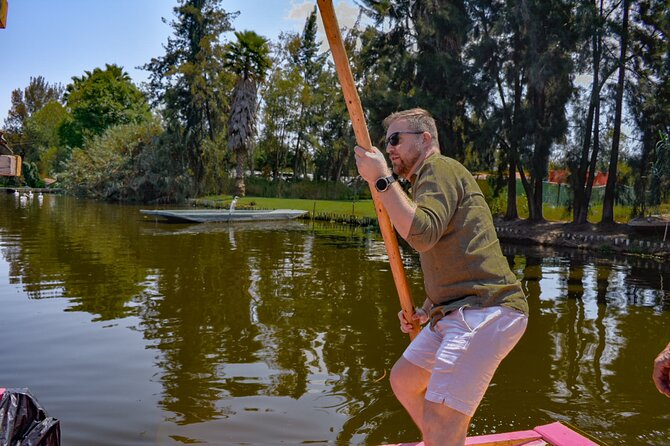 Xochimilco International boat party with open bar and tacos - Who this boat party fits best in your Mexico City plans