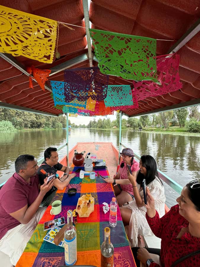 Xochimilco: Island of the Dolls Tour Games and Drinks - River ride part 2: games and drinks while you head back