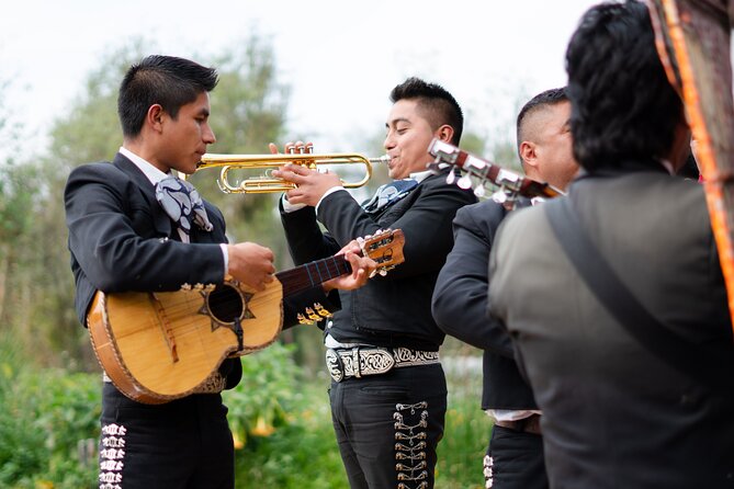 Xochimilco Magic: Culture, Canals & Mezcal, 3hr boat adventure! - Xochimilco magic: why the canals feel different