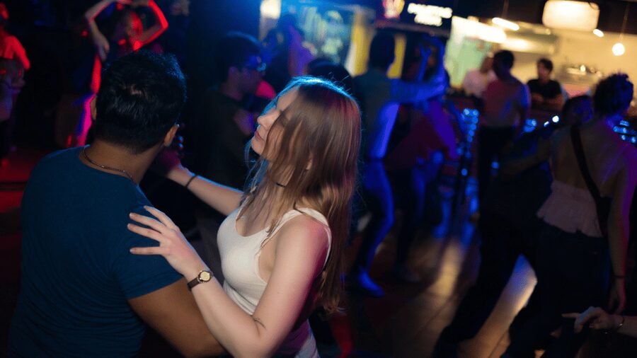 Zero to salsa for beginners - Studio setup, personal items, and what can affect your comfort